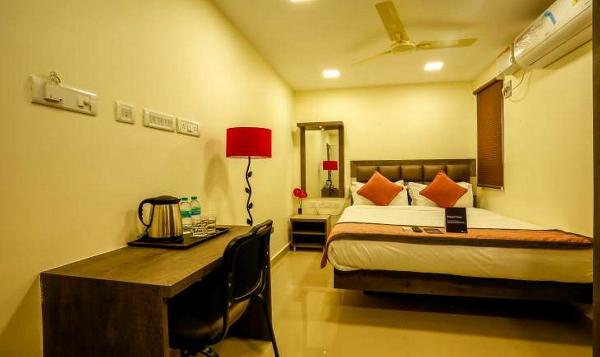 Venture Park, Omr, Thoraipakkam, Chennai Hotel Exterior foto