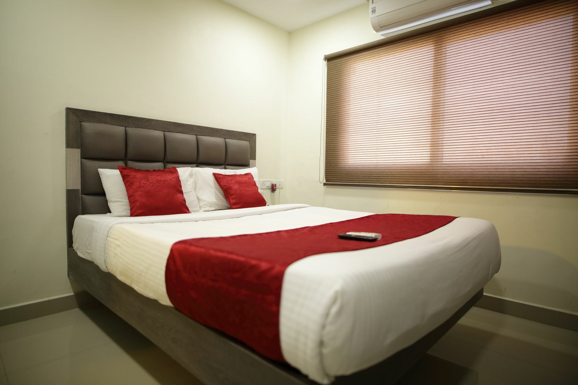 Venture Park, Omr, Thoraipakkam, Chennai Hotel Exterior foto
