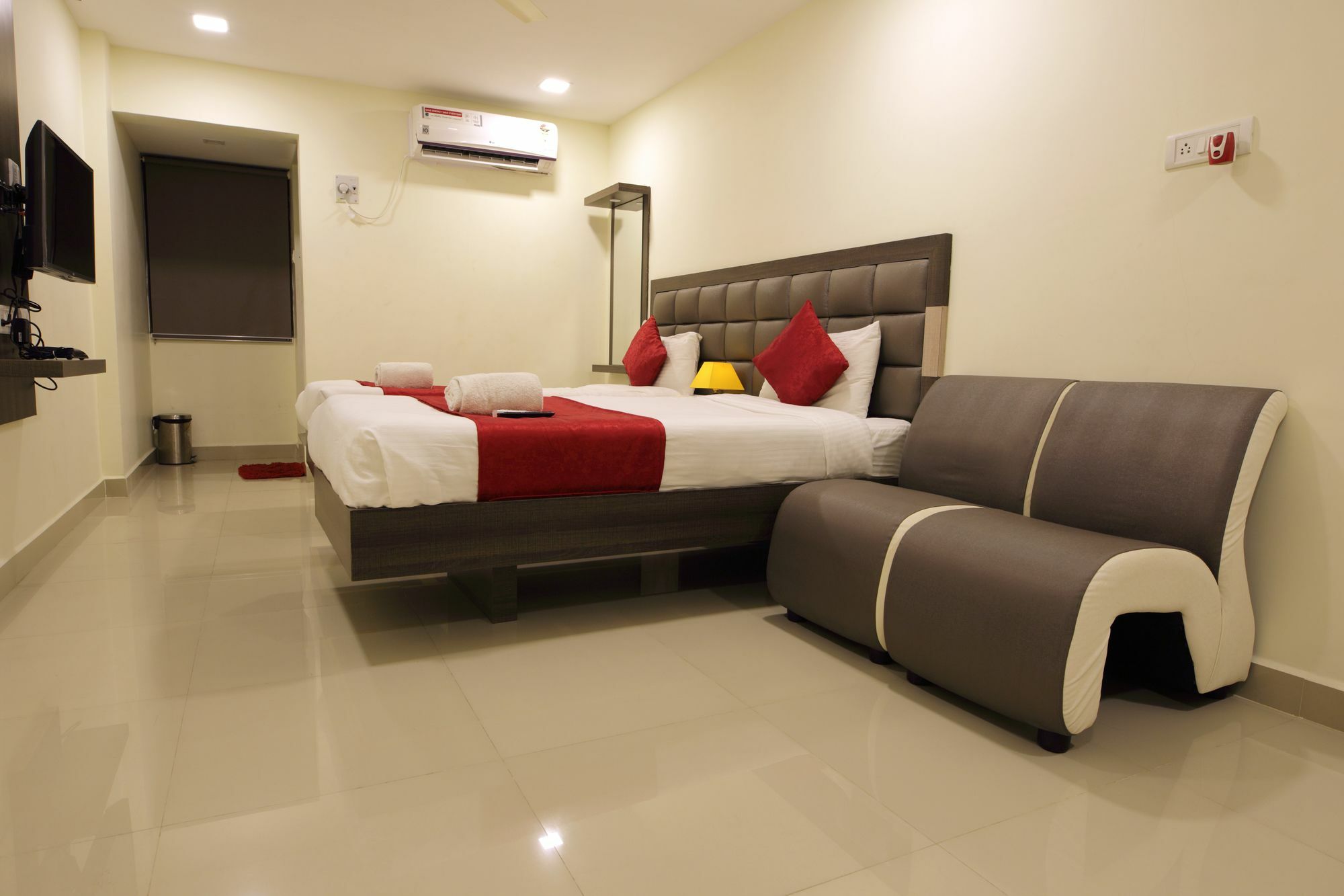Venture Park, Omr, Thoraipakkam, Chennai Hotel Exterior foto